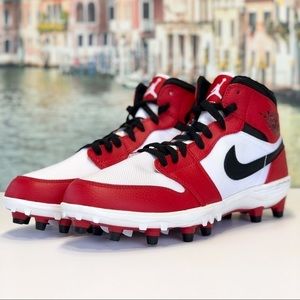 Men’s Nike Air Jordan Football Cleats Size 9 New
